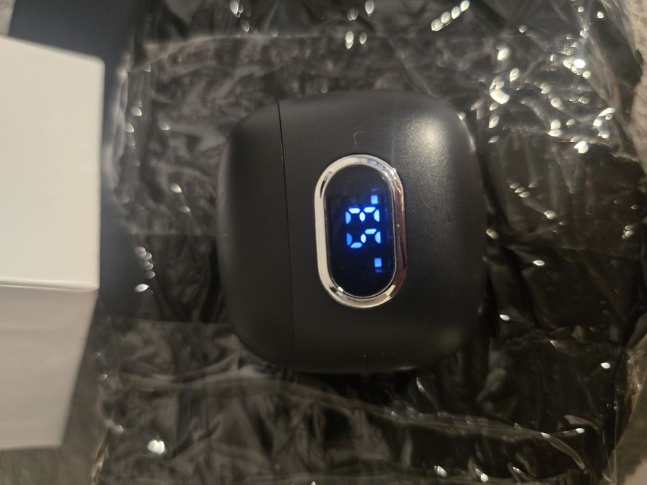 Słuchawki bezprzewodowe Conyat J52 z etui LED