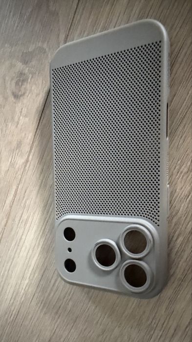 Etui na iphone 17 pro