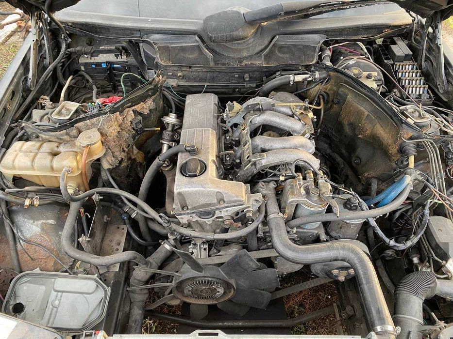 Mercedes-Benz Мерседес бенз бенц E200D W124 (2.0 OM601) мкпп разборка