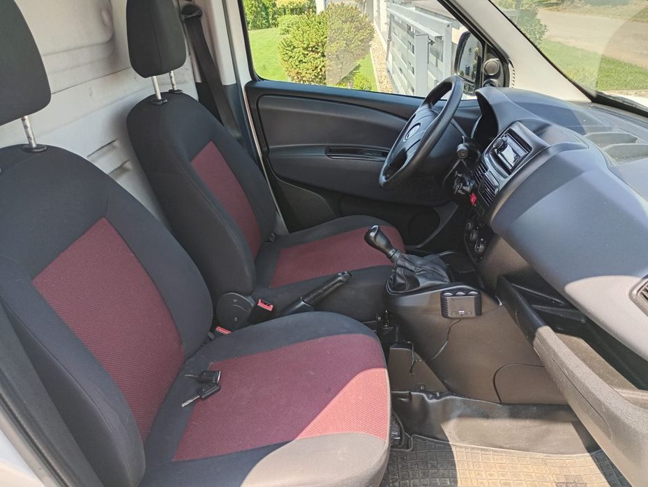 Fiat Doblo Cargo 1.3 Multijet 90 KM Klima 2013 I 191 tys. km I Serwis