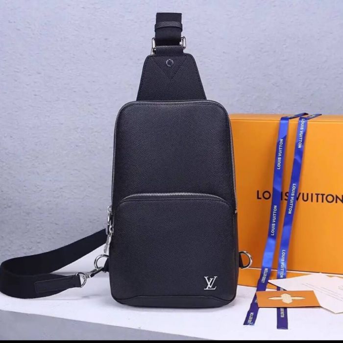Сумка Слінг Sling Louis Vuitton Люкс версія шкіряна в наявності