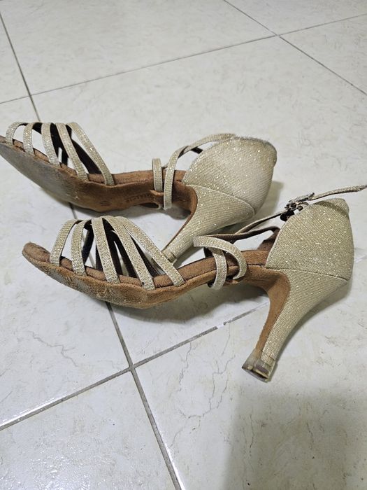 BD Dance, 40р, латина, блискуче танцювальне взуття