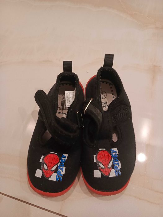 Kapcie dziecięce 26