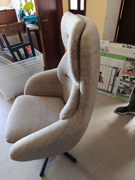 Cadeirão da marca Area Store