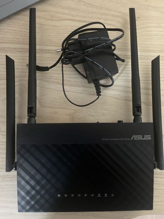 Router Asus RT-AC1200