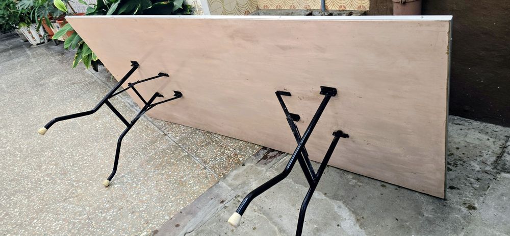 Mesa 1.10 m  ×  2.45 m