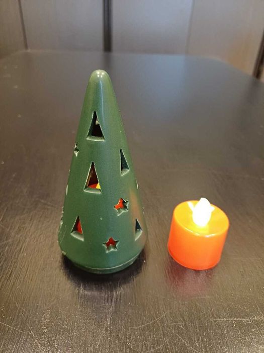 Świecznik choinka 12 cm + dwa wkłady na baterie