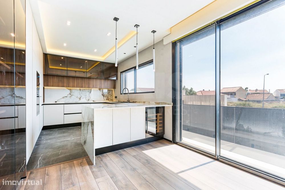 Moradia Isolada tipologia V4 em São Domingos de Rana - Cascais