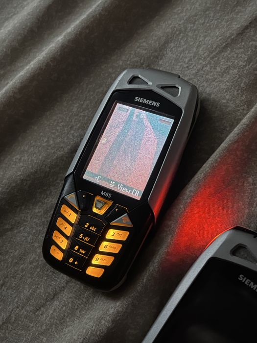 Мобільний телефон Siemens m65