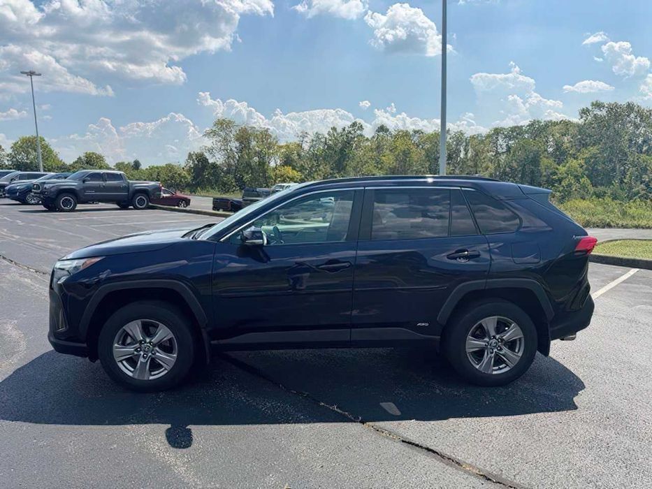 Toyota RAV4 2.5 Hybrid      2023