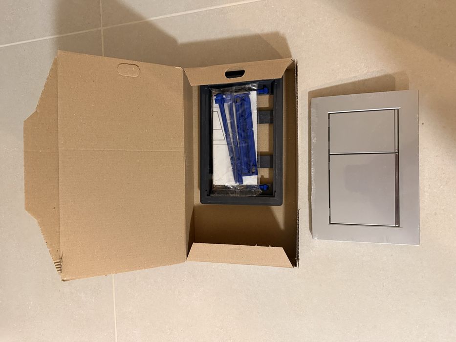 Przycisk Geberit Omega20 Przycisk WC chrom mat 115.080.JQ.1