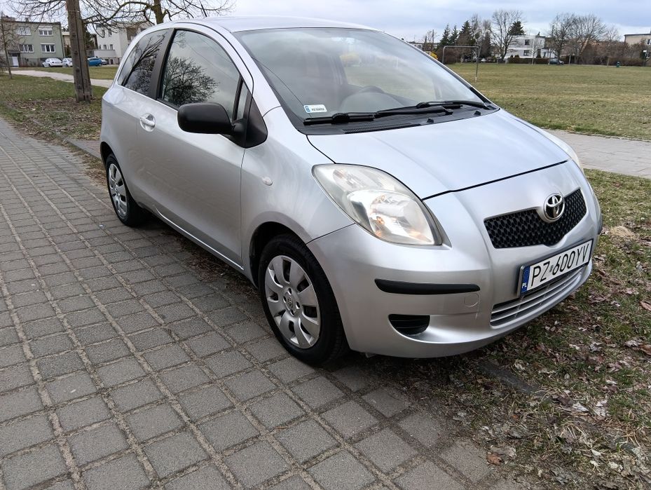 Toyota Yaris benzyna dobry stan
