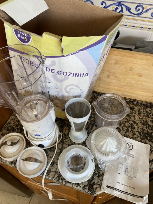 Robou de cozinha/ liquidificadoura