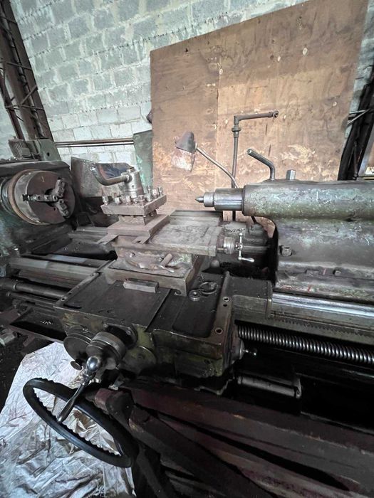 ДИП 300, 1М63 рмц 2800  - токарний верстат