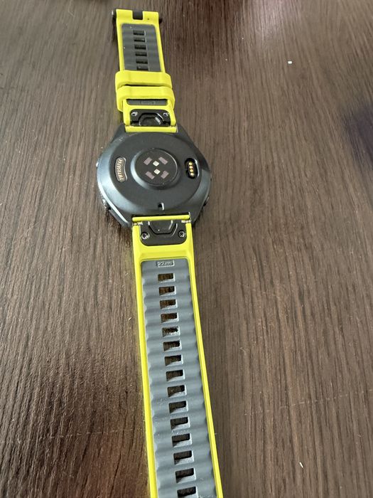 Garmin Forerunner 965 gwar.