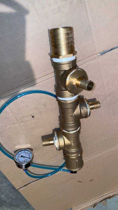 Conjunto em Latão com Manómetro – Sistema de Ar Comprimido / Água