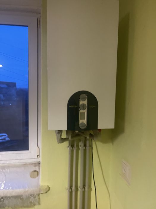 Продається 3-кімнатна квартира місто Хуст