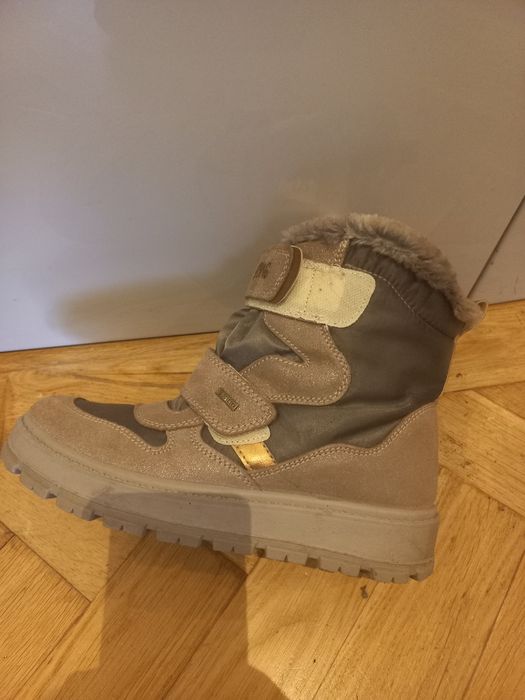 Buty zimowe dla dziewczynki primigi rozmiar 37