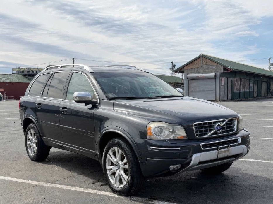 Volvo XC90      2014