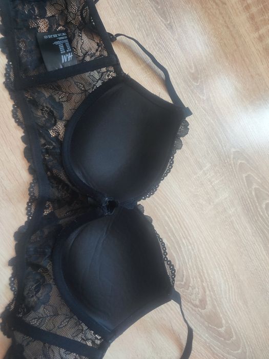 Biustonosz marki H&m