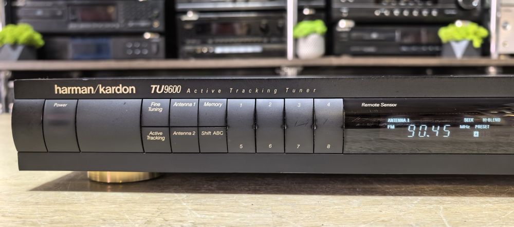 Тюнер Harman/Kardon TU9600