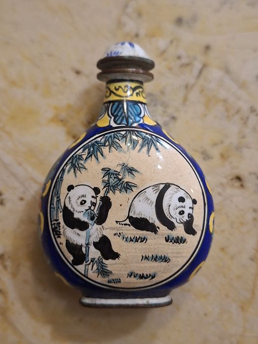 Frasco de rape também conhecidos por snuff bottle pintado a mão