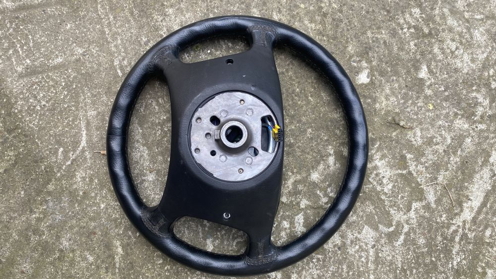 Руль на Е46 з подушкою стан задовільний