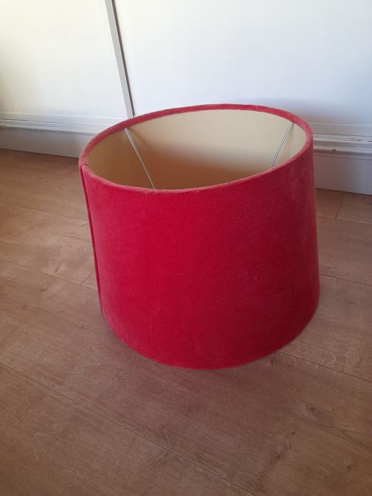 Red velvet lampshade, used but in good condition64575219399043120