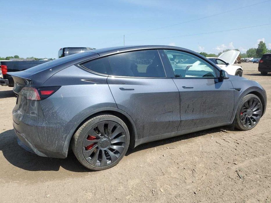 TESLA MODEL Y // 2021 Тесла