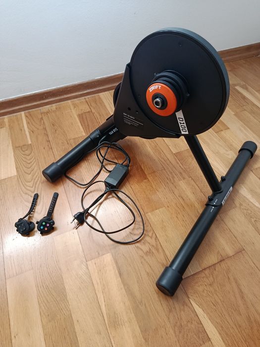 Smart trainers indoor D100