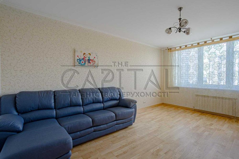 Apartment in Kyiv - View 5