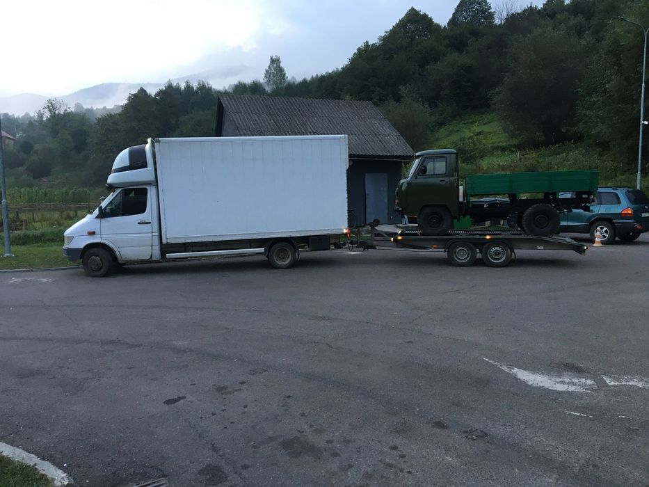 Послуги евакуатора 24/7 Вантажні перевезення до 4т