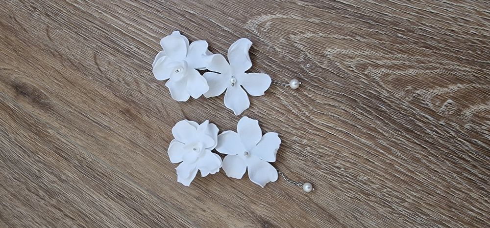 Kwiaty Kolczyki ślubne komunijne weselne