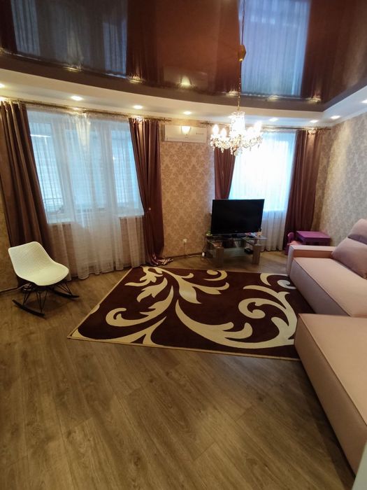 Здам 2-х кімнатну квартуру в центрі на Пушкіна