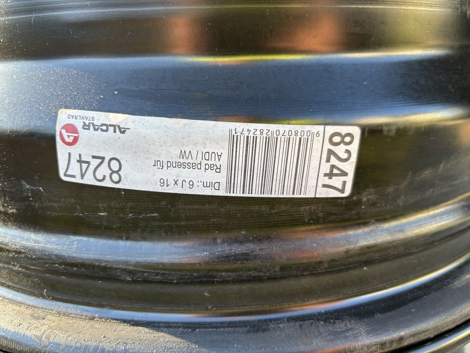 Komplet kół stalowych VW/AUDI