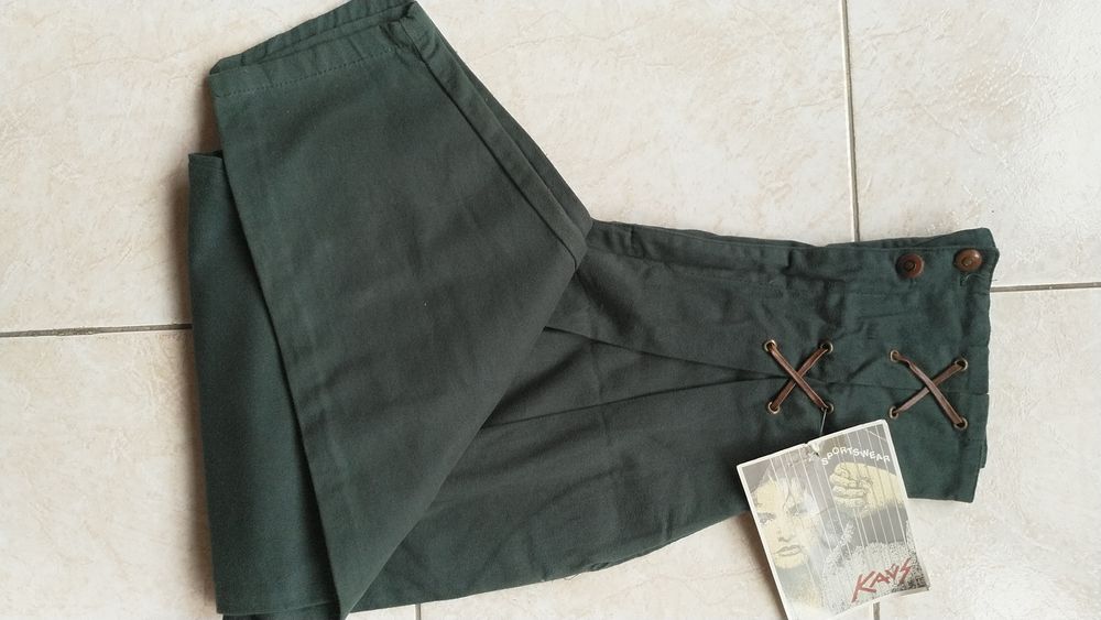 Calças para mulher.