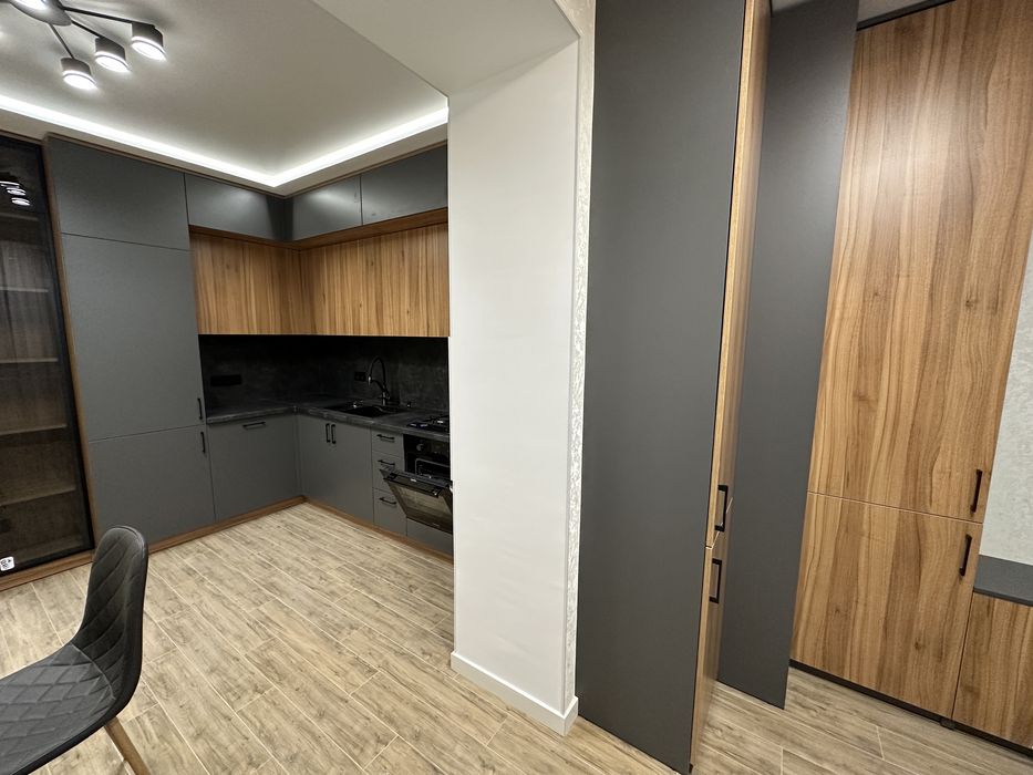 Нова 1 кім. квартира з ремонтом під Києвом / Крюківщина