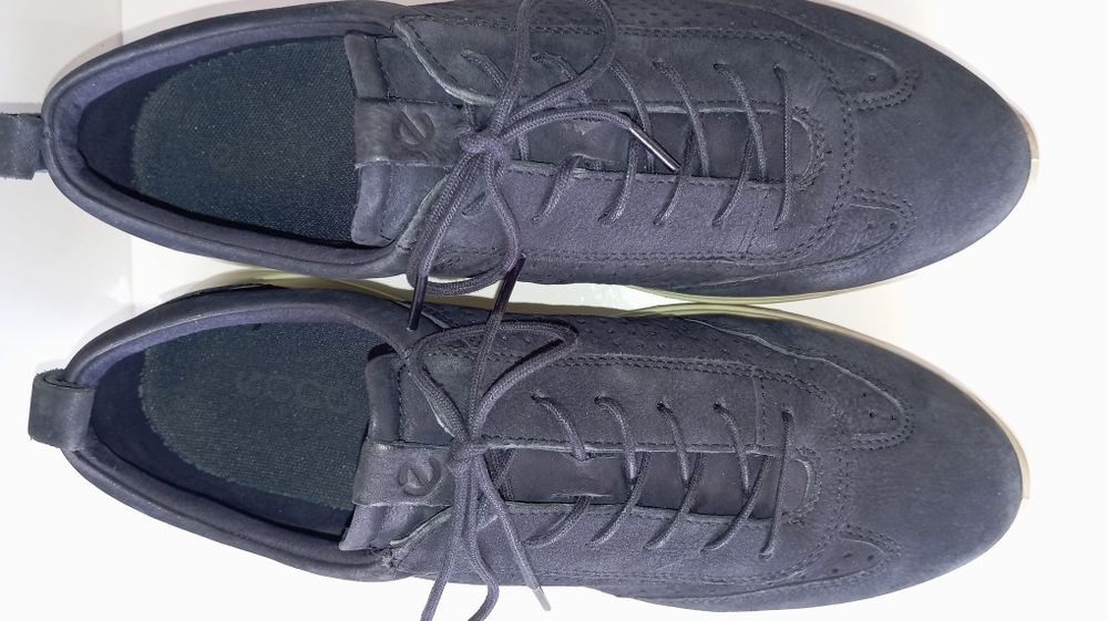 ECCO flexure Runner 41