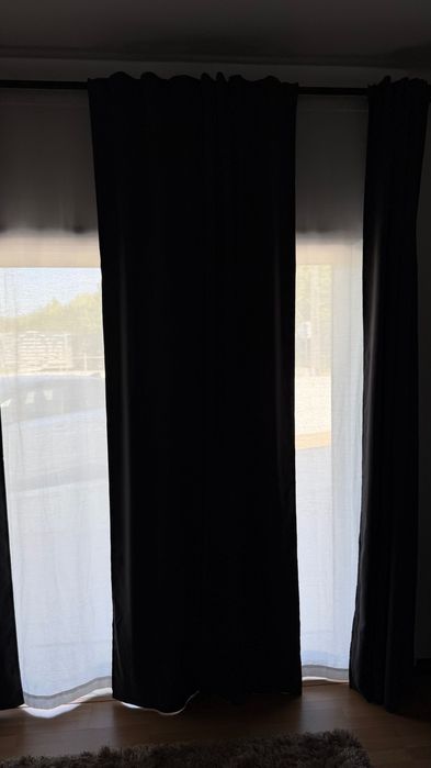 8 Cortinados IKEA Cinza Blackout 1,46 × 2,66 m + 2 Varões Pretos Duplos