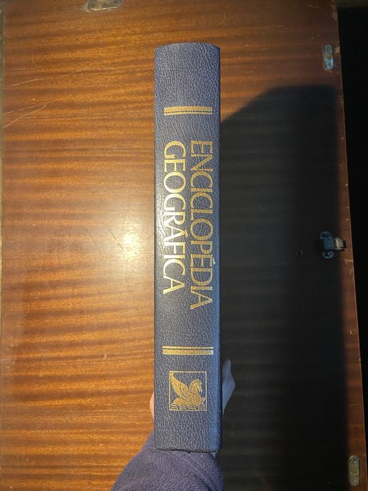 Enciclopédia Geográfica - Selecções do Reader’s Digest.
