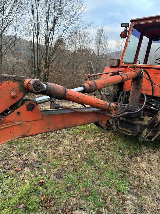 Продам ескаватор ЮМЗ