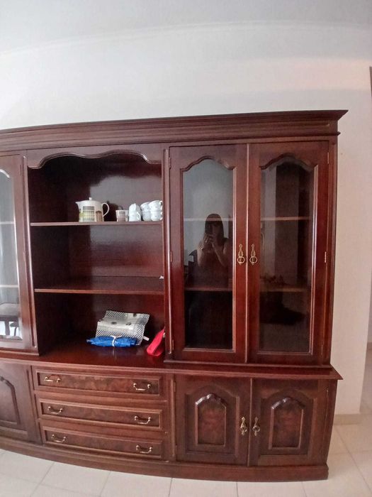Móvel de sala Louceiro clássico como Novo!