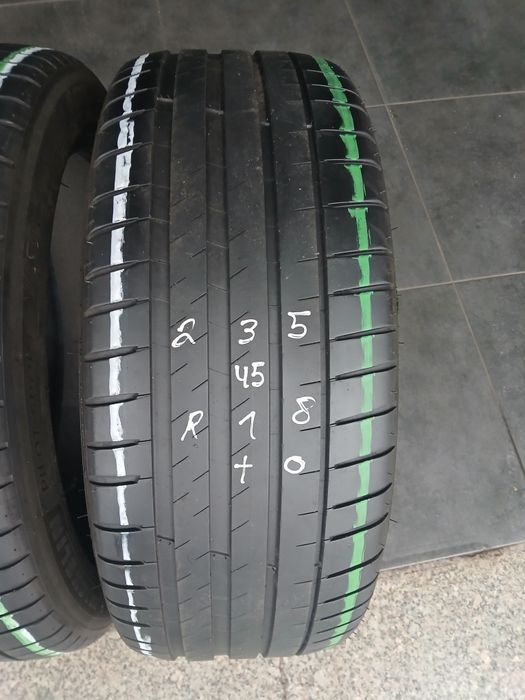 2 pneus 235 45 r18 Michelin TO
