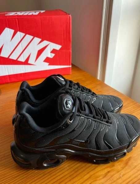 Nike Air Max TN Plus Czarny R.41