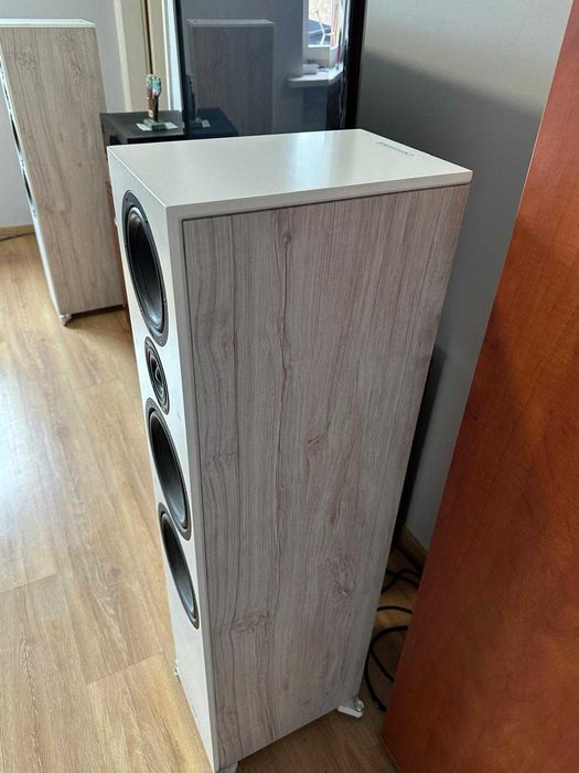 Heco Aurora 1000