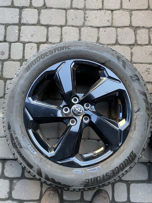 Koła Toyota rav4 V generacji 5x114,3 opony bridgestone