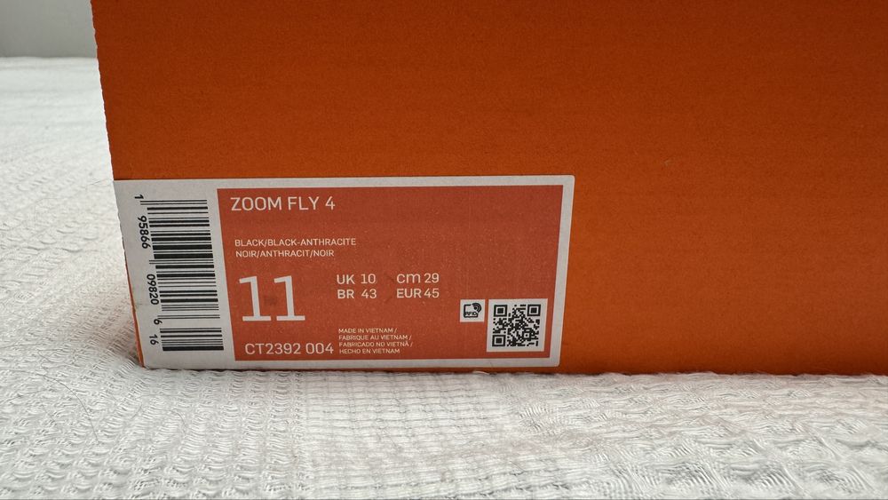 Кросівки Nike Zoom Fly 4