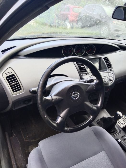 Nissan Primera 2002 1.8b uszkodzony