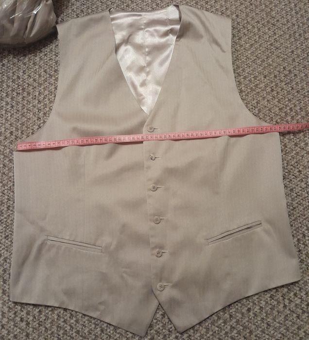 Garnitur beżowy na 182cm