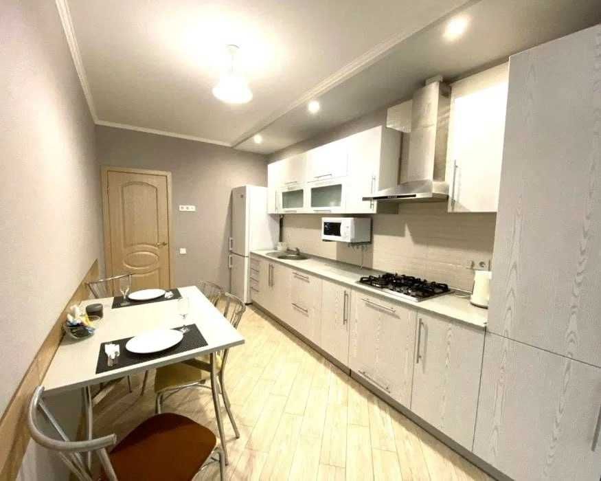 ApartPoltava  Однокімнатна квартира в ЦЕНТРІ міста поряд КОРПУСНИЙ сад